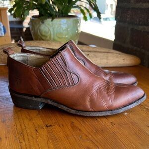 Frye Billie Shootie shoe/boot in brown leather/western/coastal cowgirl. Sz 8.5